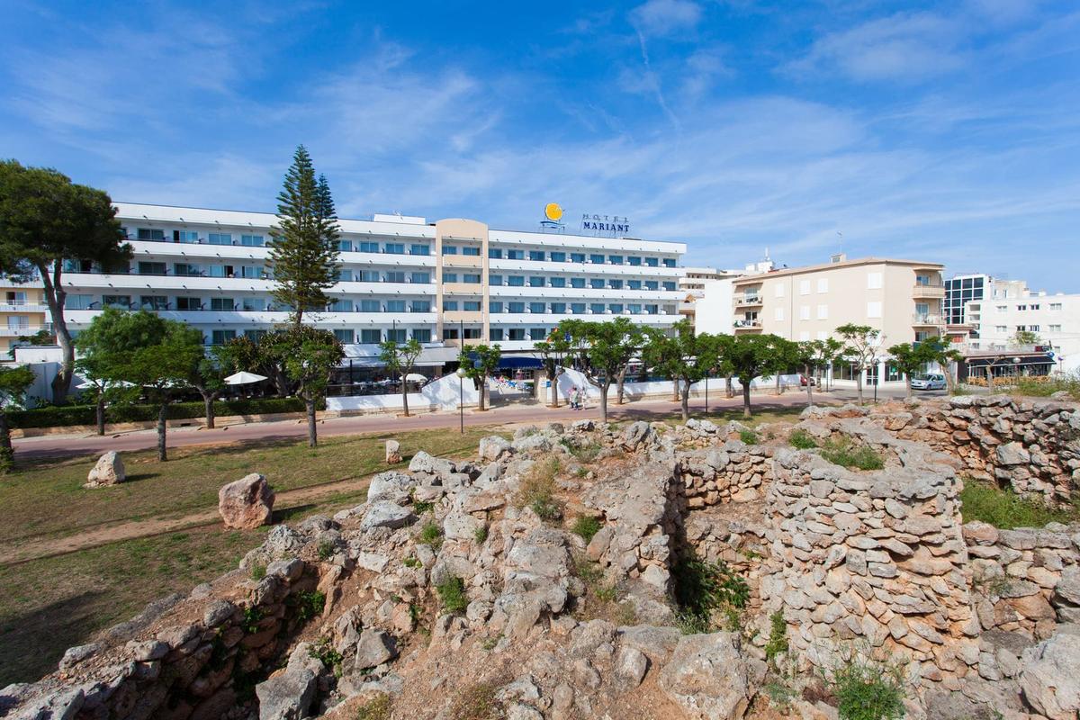 Bienvenido a Hotel Mariant S’illot Bienvenido a Hotel Mariant S’illot